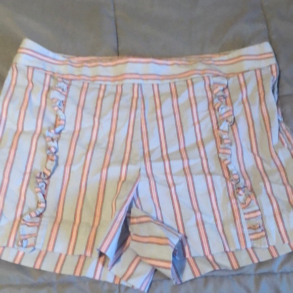 Shorts - Picture 1 of 2